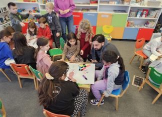 Novi naslovi romske dječje književnosti predstavljeni učenicima OŠ Jelkovec